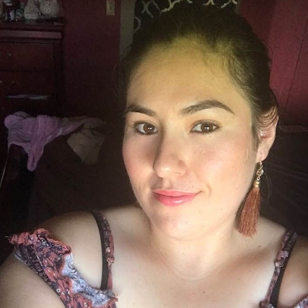 Meet your Posher, Fatima